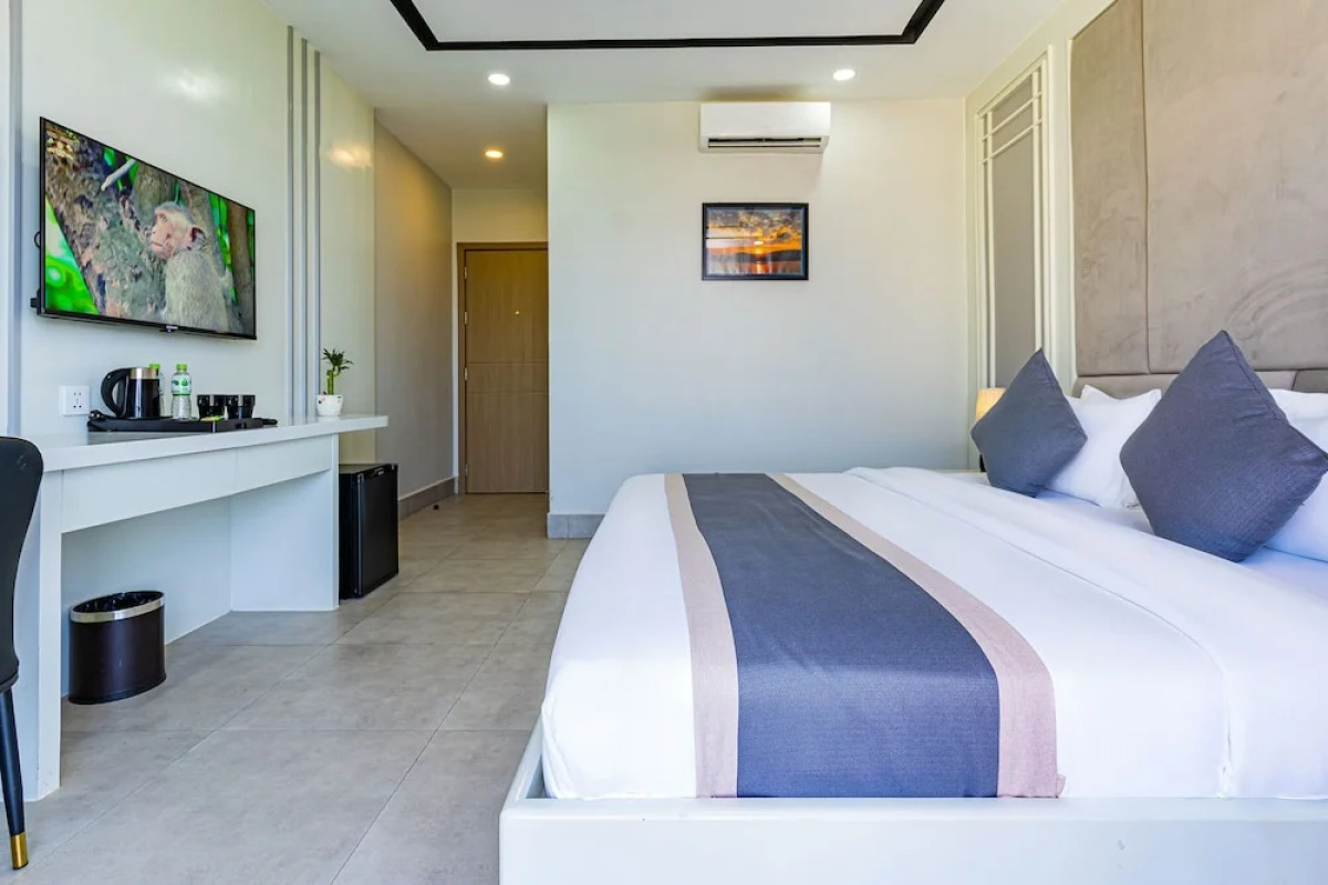 The Square Kampot Hotel