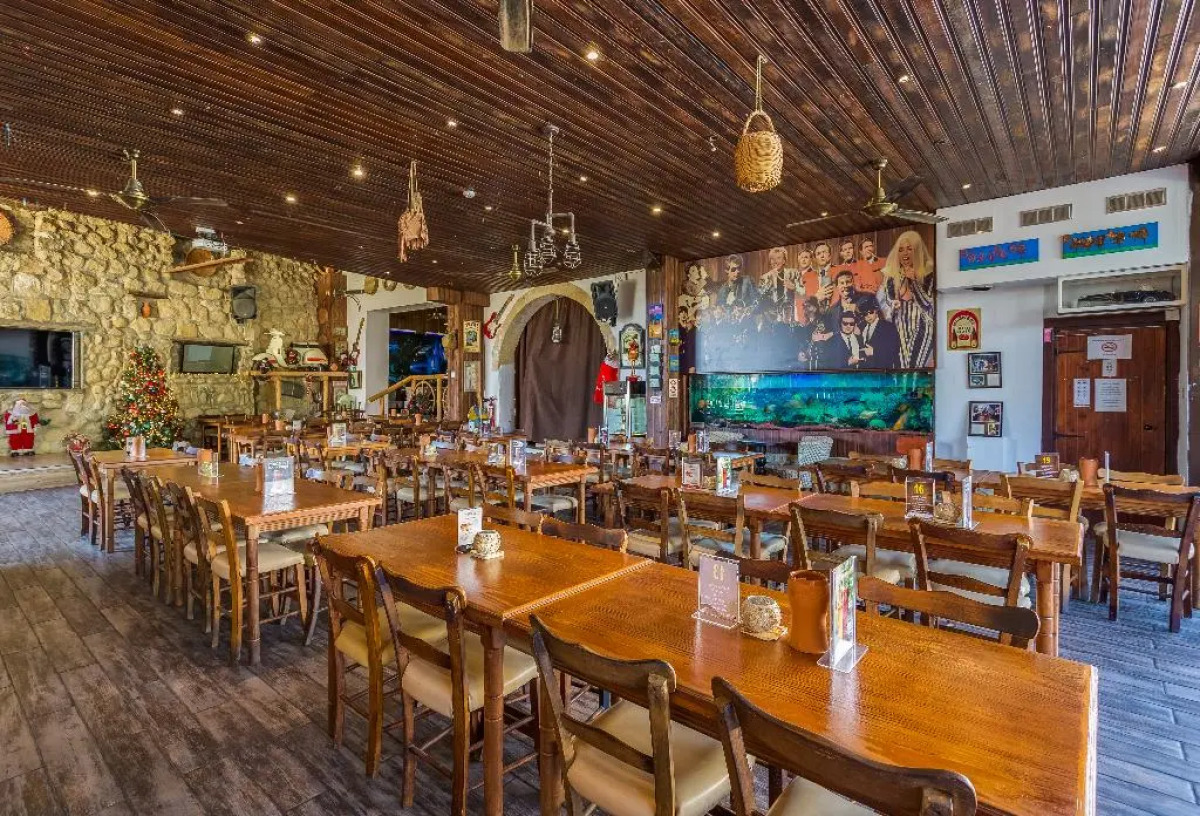 Antonis G. Hotel Apartments