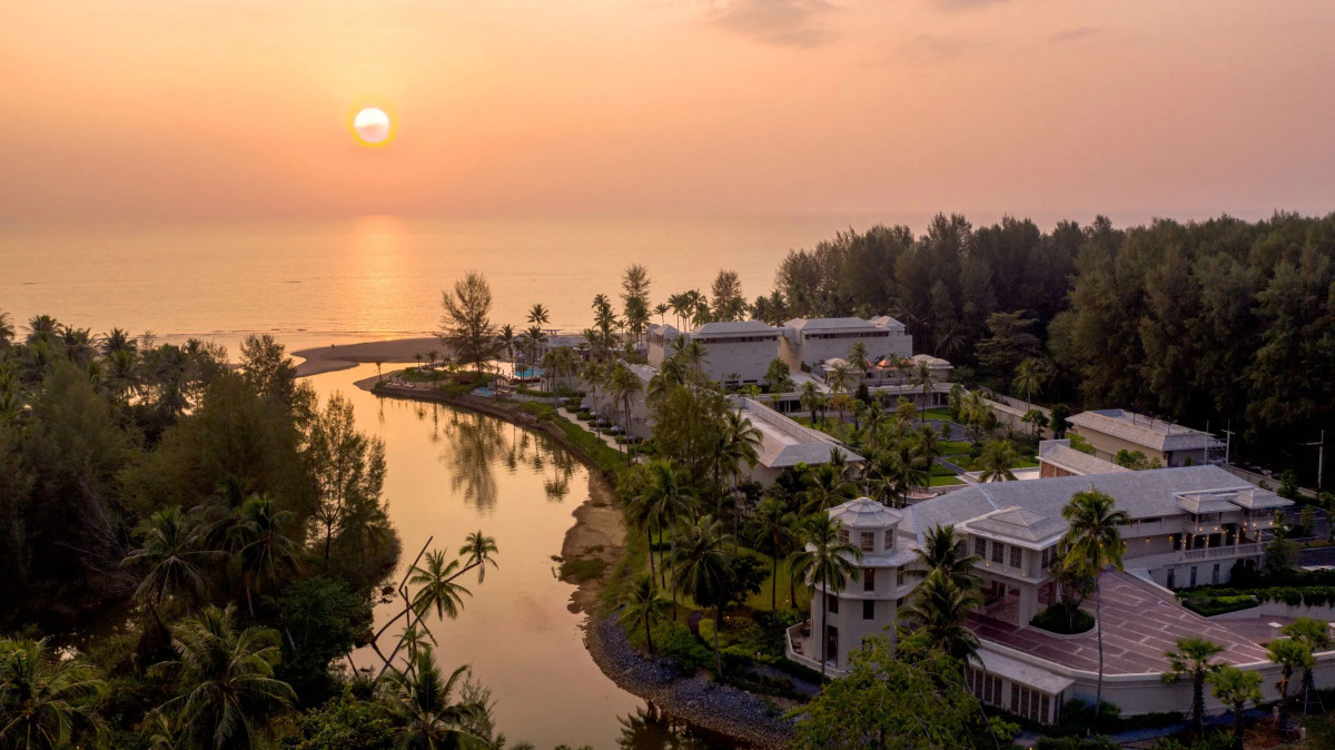 Devasom Khao Lak Beach Resort & Villas