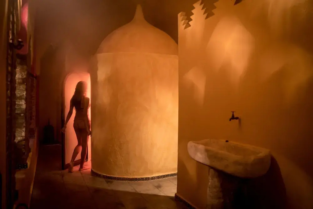 Arteaga Hostal & Baños Árabes Elvira