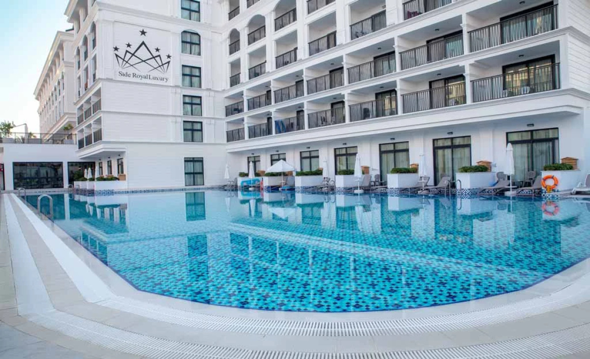Side Royal Style Hotel