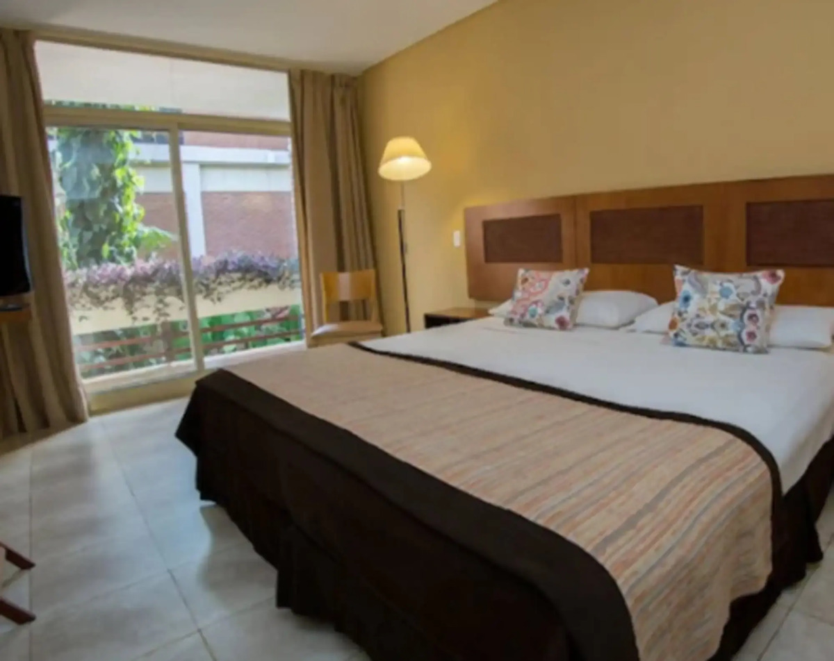 Raices Esturion Hotel