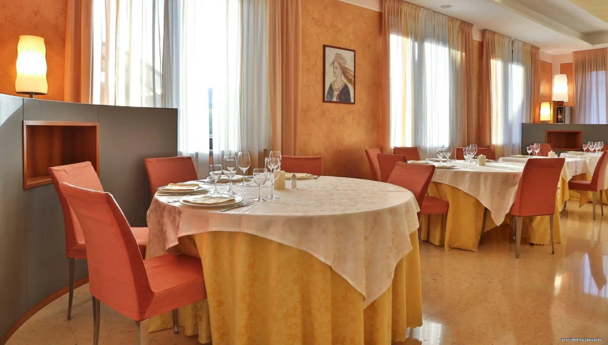Best Western Hotel Cavalieri Della Corona