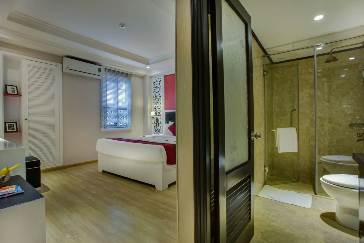 Lavender Central Hotel & Spa