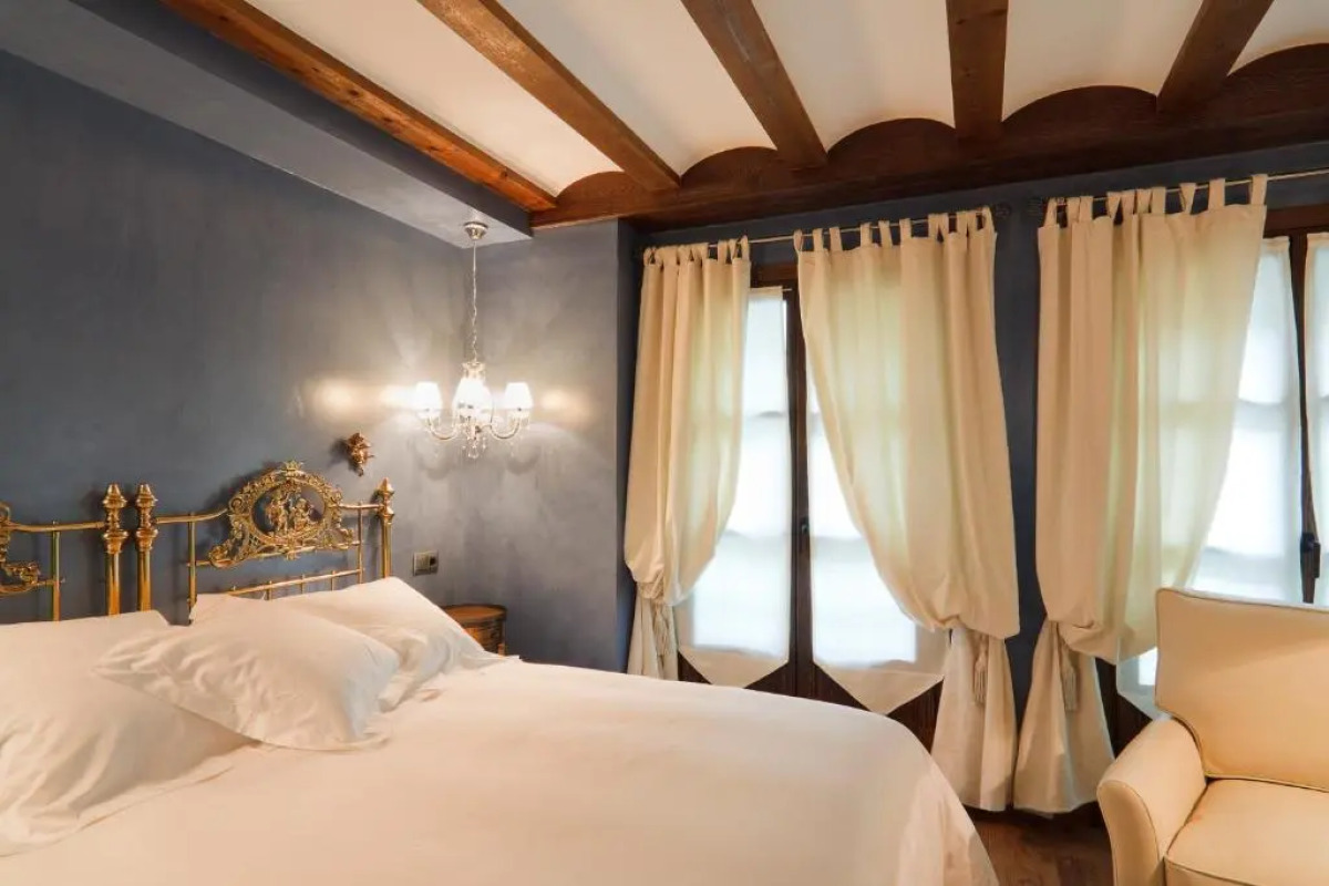 Hospedería de los Parajes