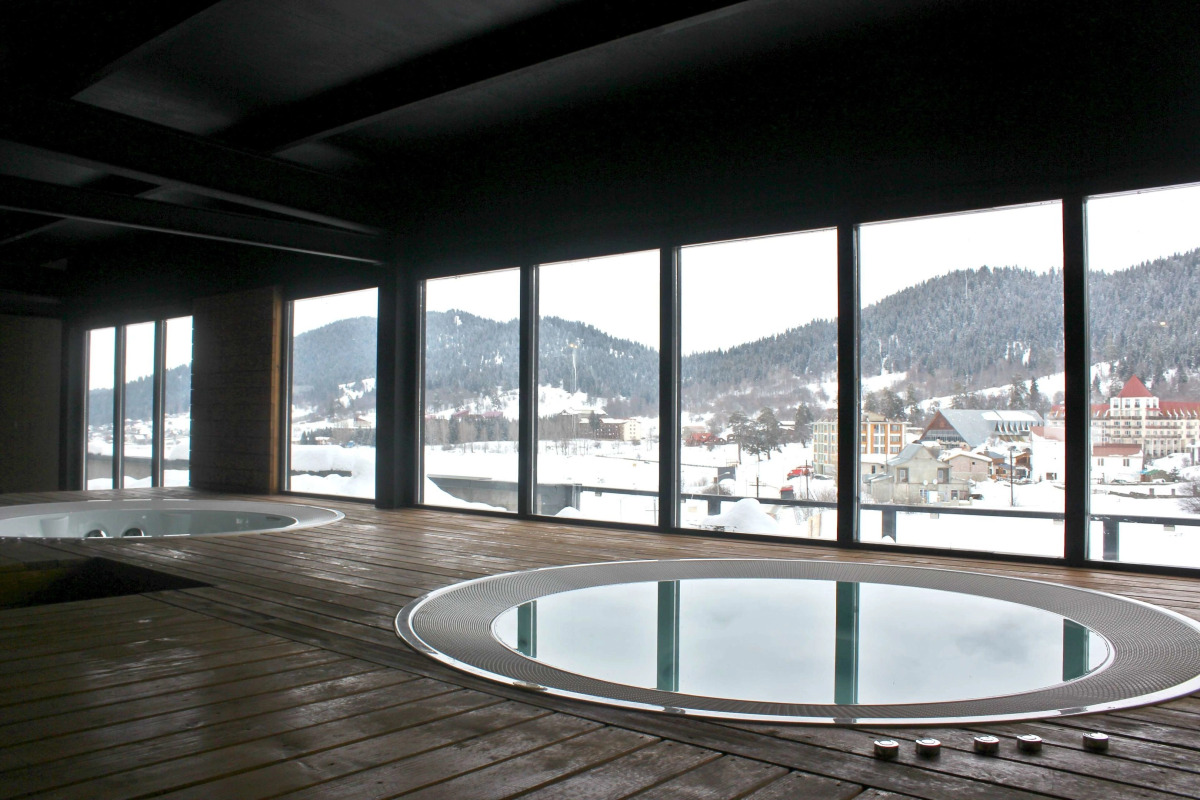 Terrace 8 Bakuriani by Mgzavrebi