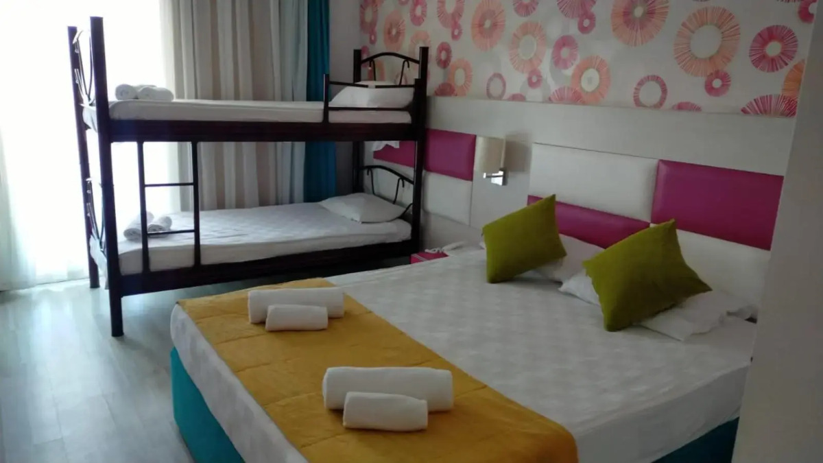 Side Win Hotel & Spa