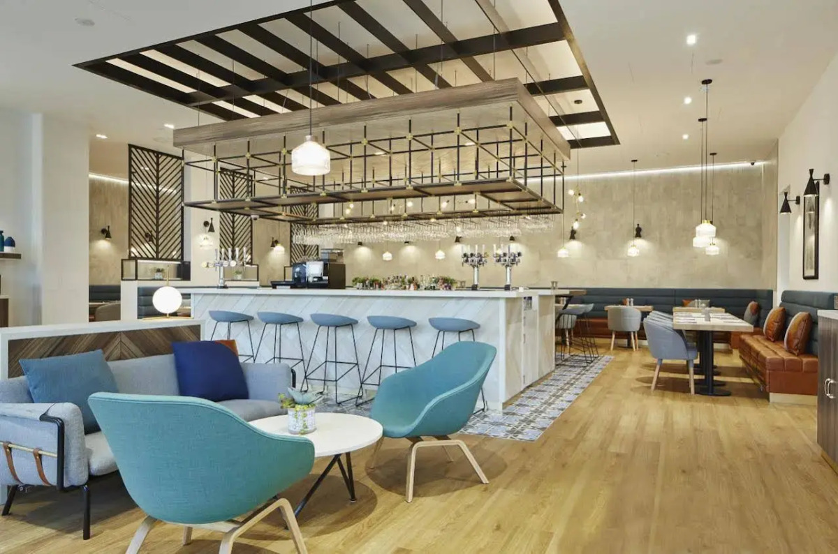 Courtyard by Marriott Luton Airport