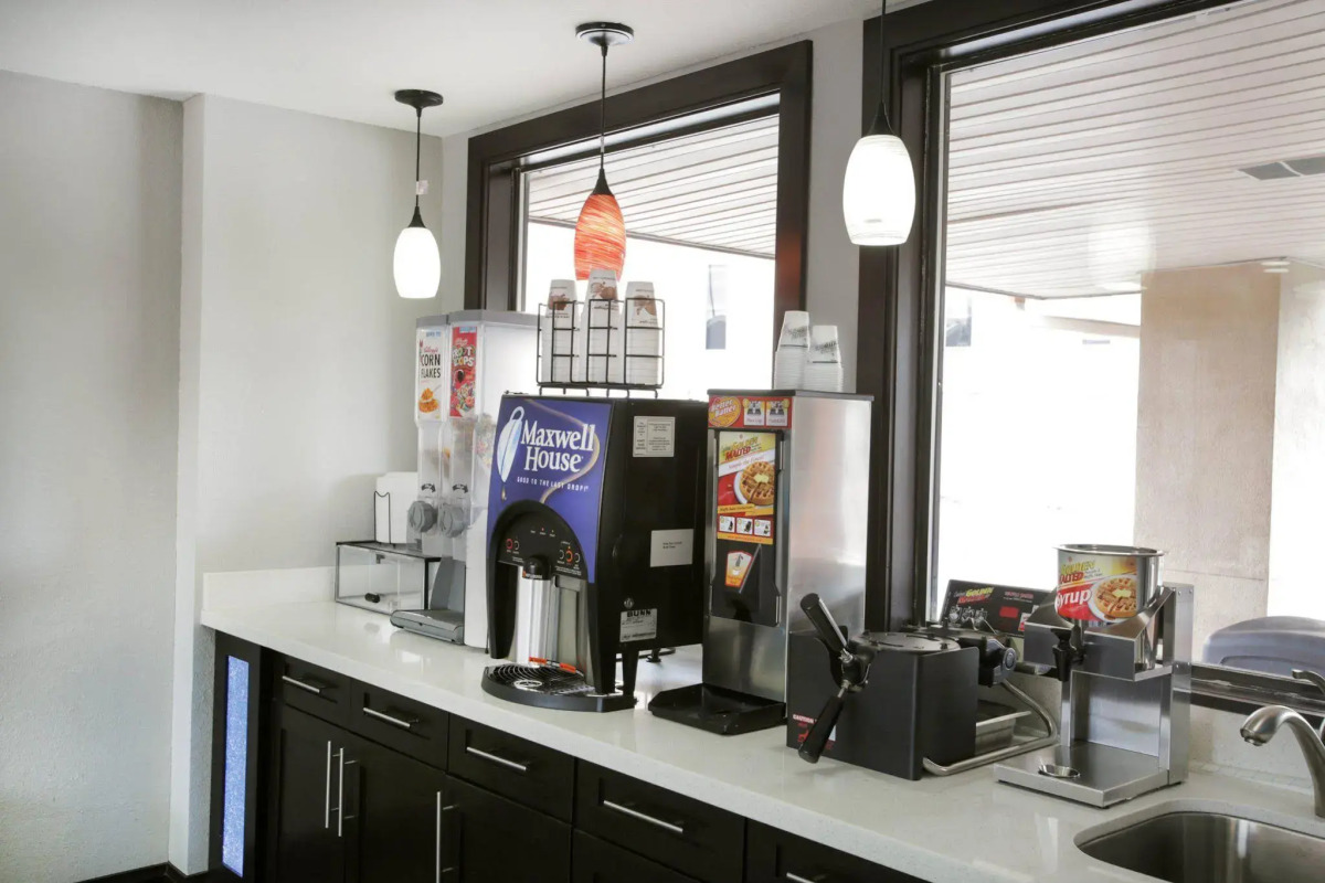 Rodeway Inn and Suites Austin