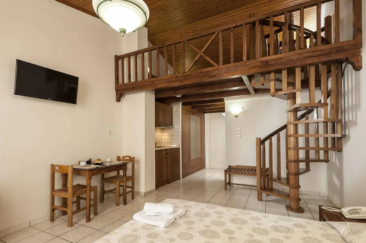 Elina Hotel Apartments