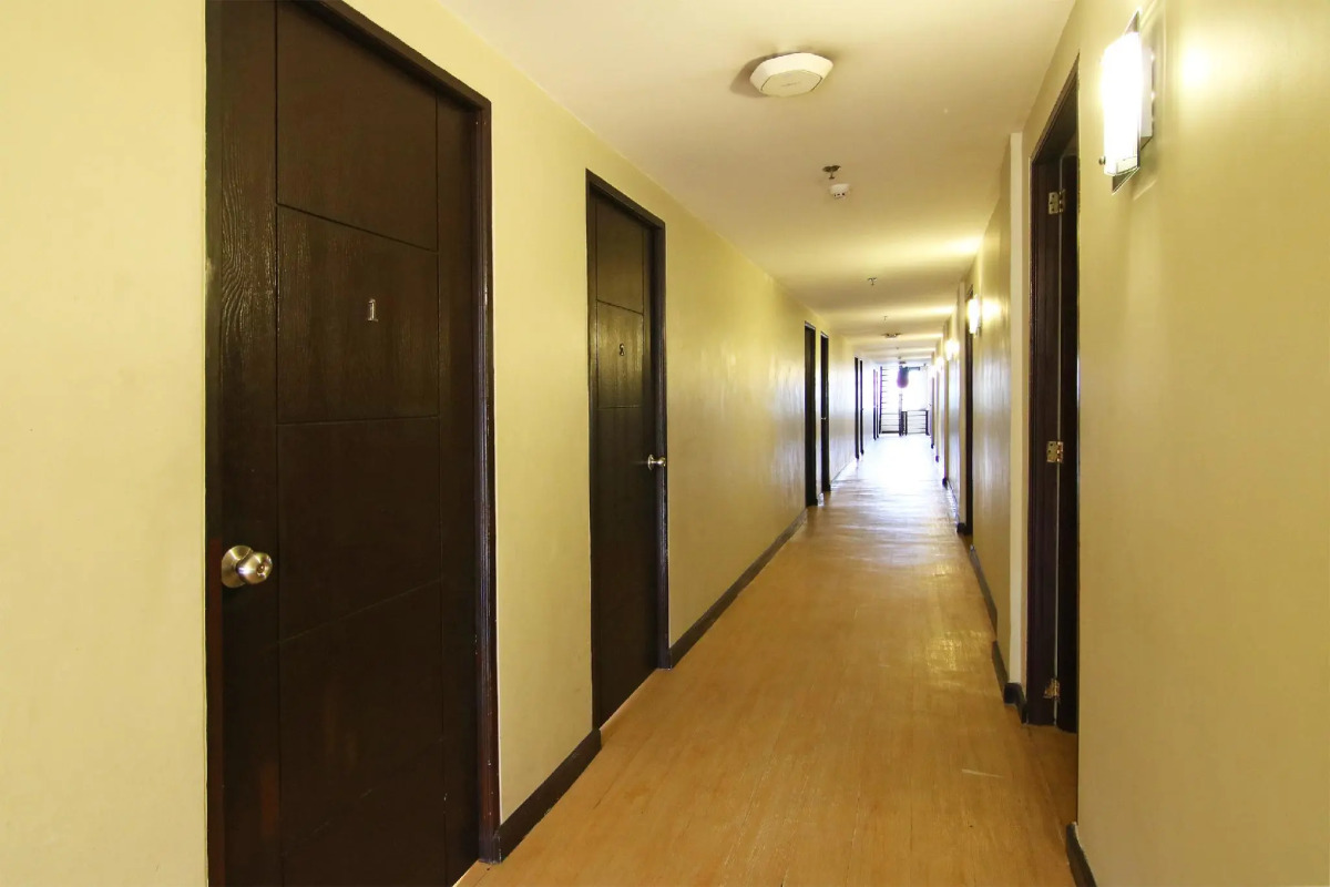 OYO 110 Asiatel Airport Hotel