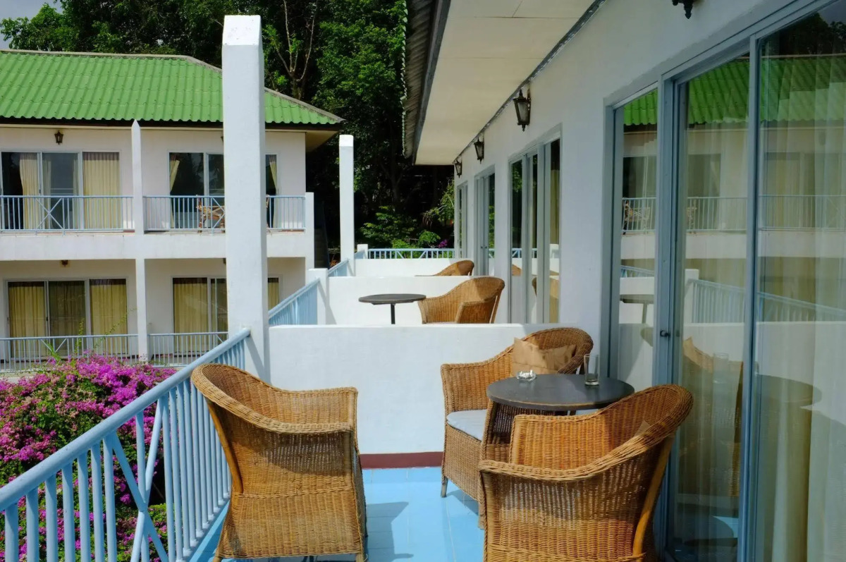 Thaniza Beachfront Resort