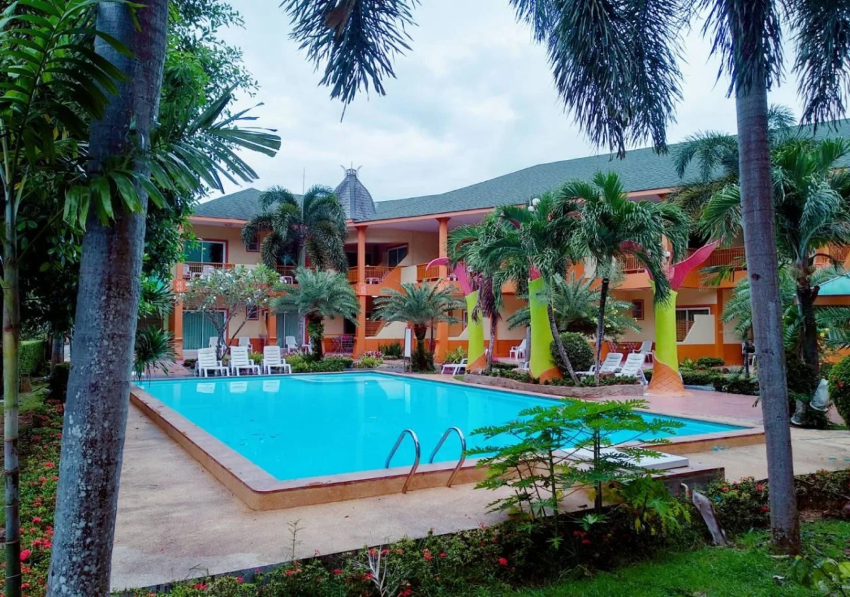 Coconut Beach Resort