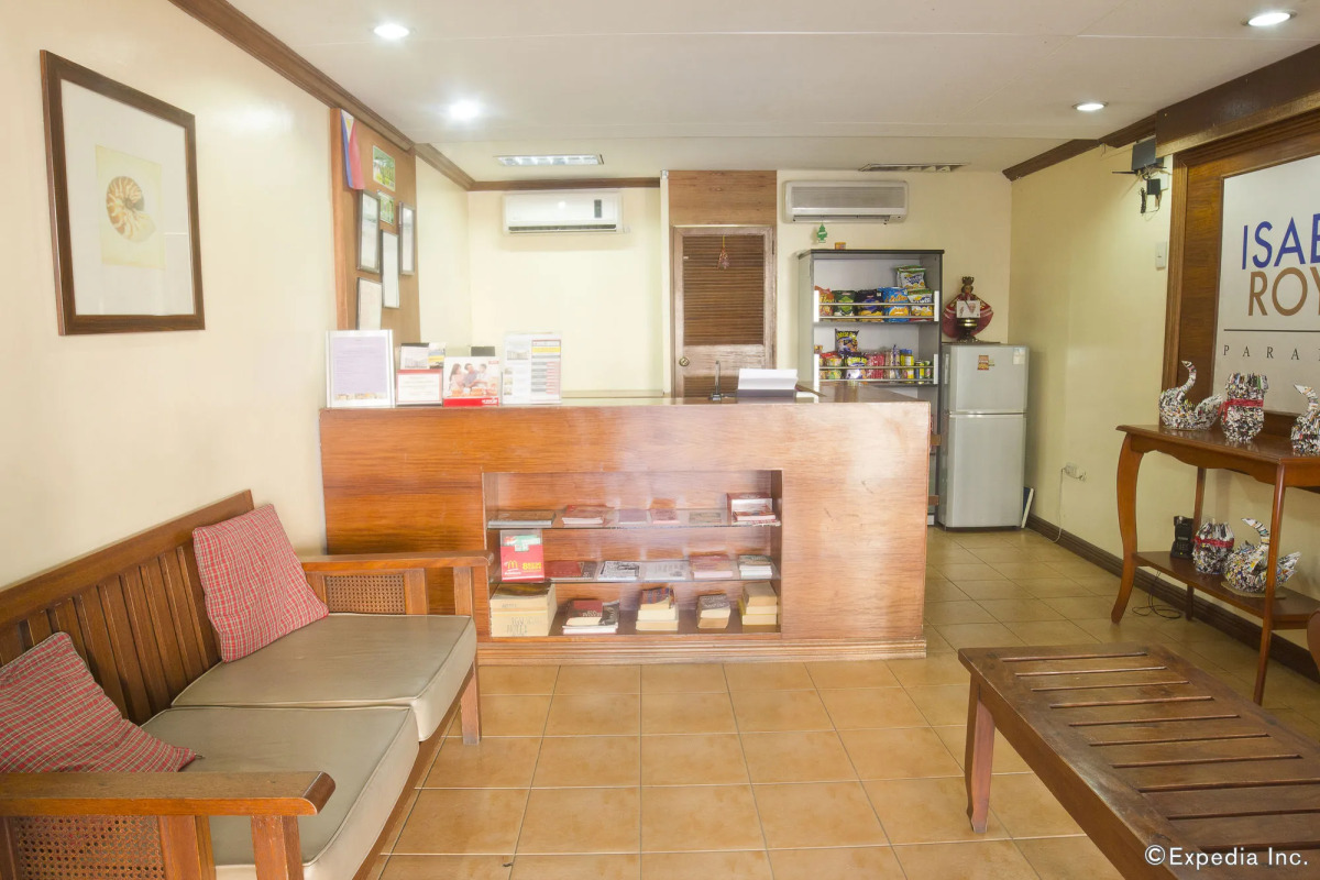 Isabelle Garden Hotel & Suites