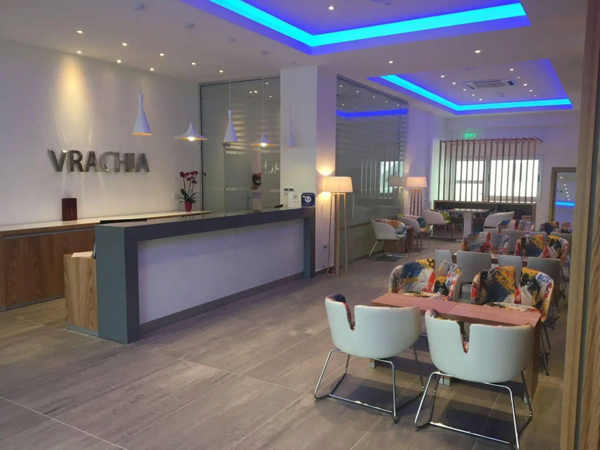 Vrachia Beach Hotel & Suites - Adults only