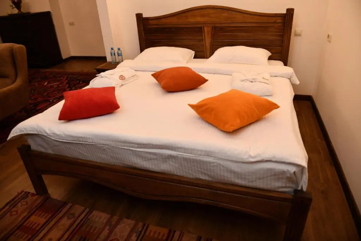 Отель Khoreayi Dzor