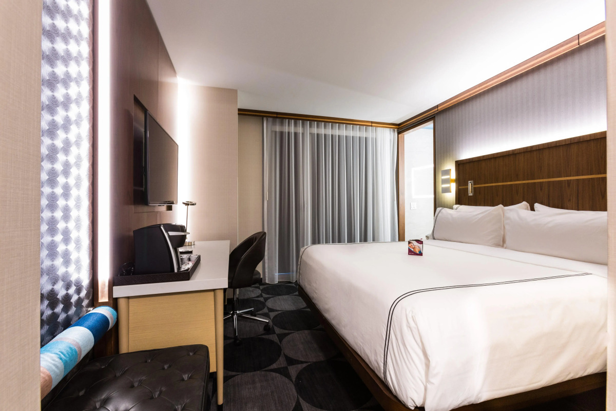 Crowne Plaza HY36 Midtown Manhattan by IHG