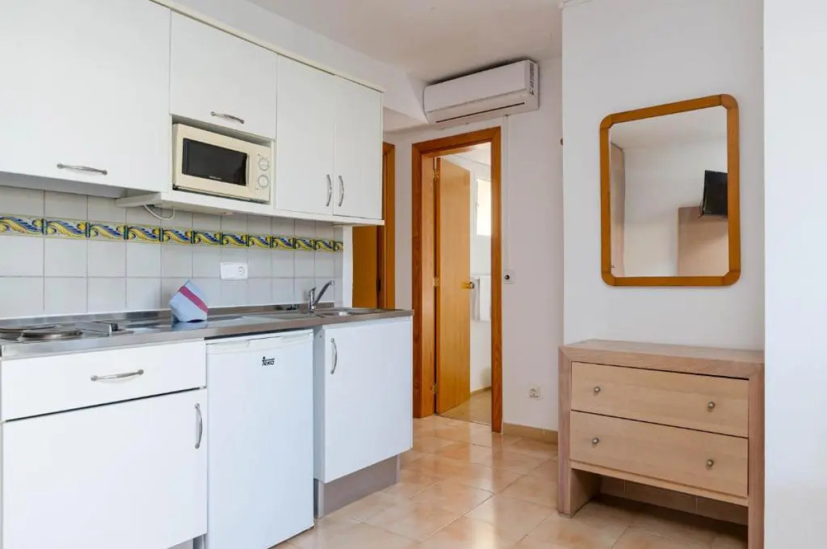 Mariner Club Apartments