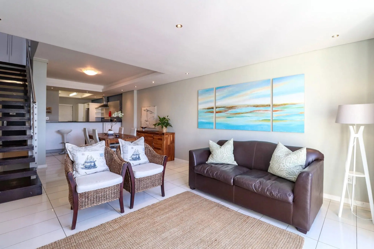 Отель Whale Coast All-Suite-Hotel