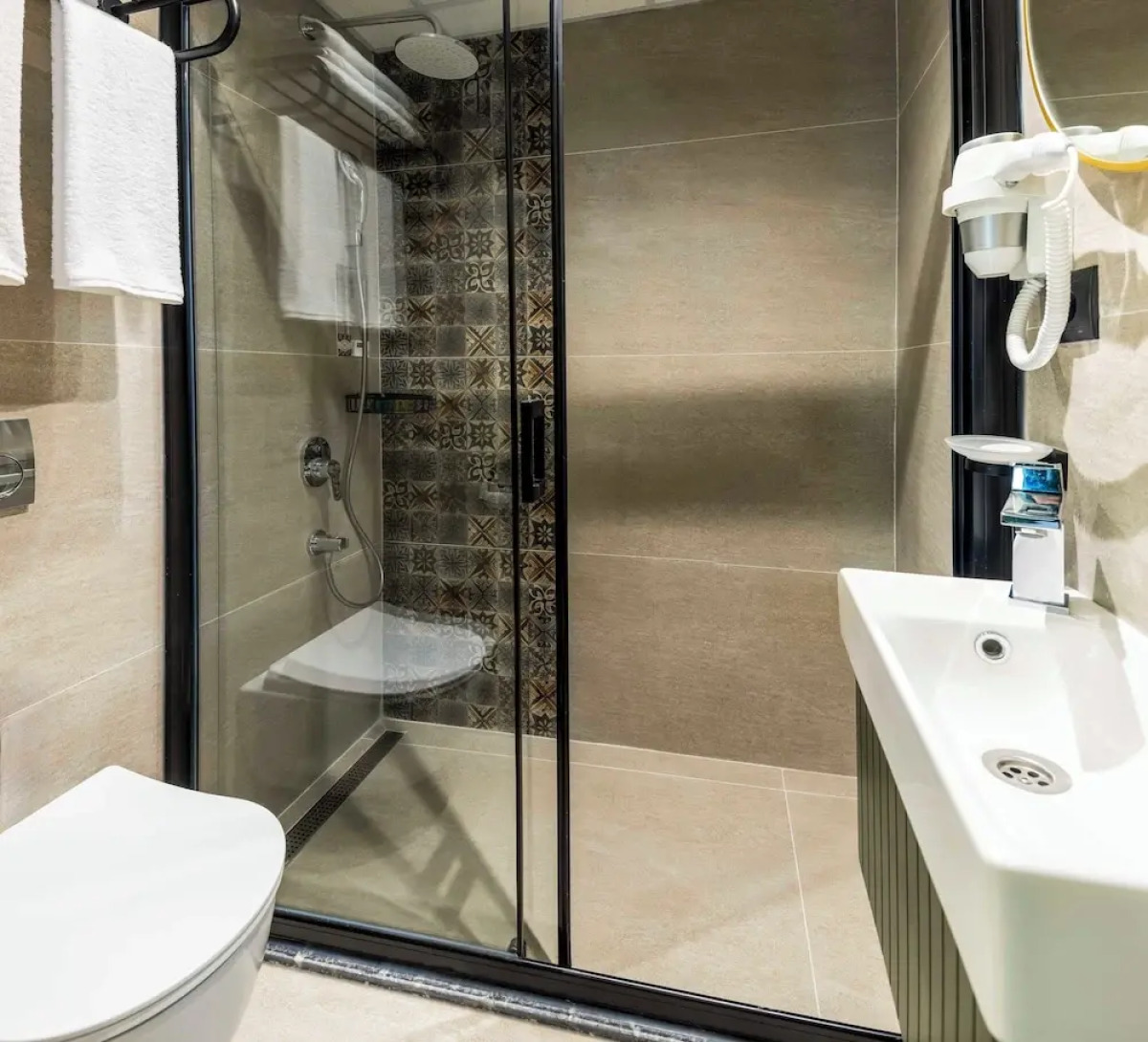 Sistina Old City Hotel