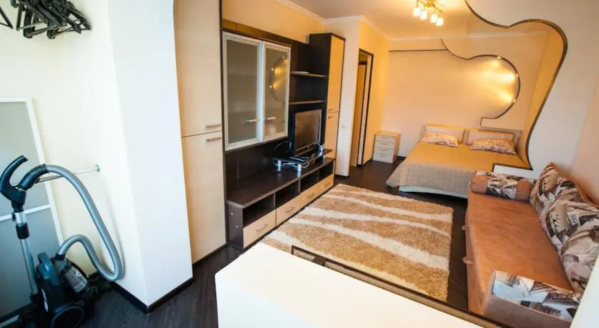 Садовое Кольцо Коломенская, Судостроительная