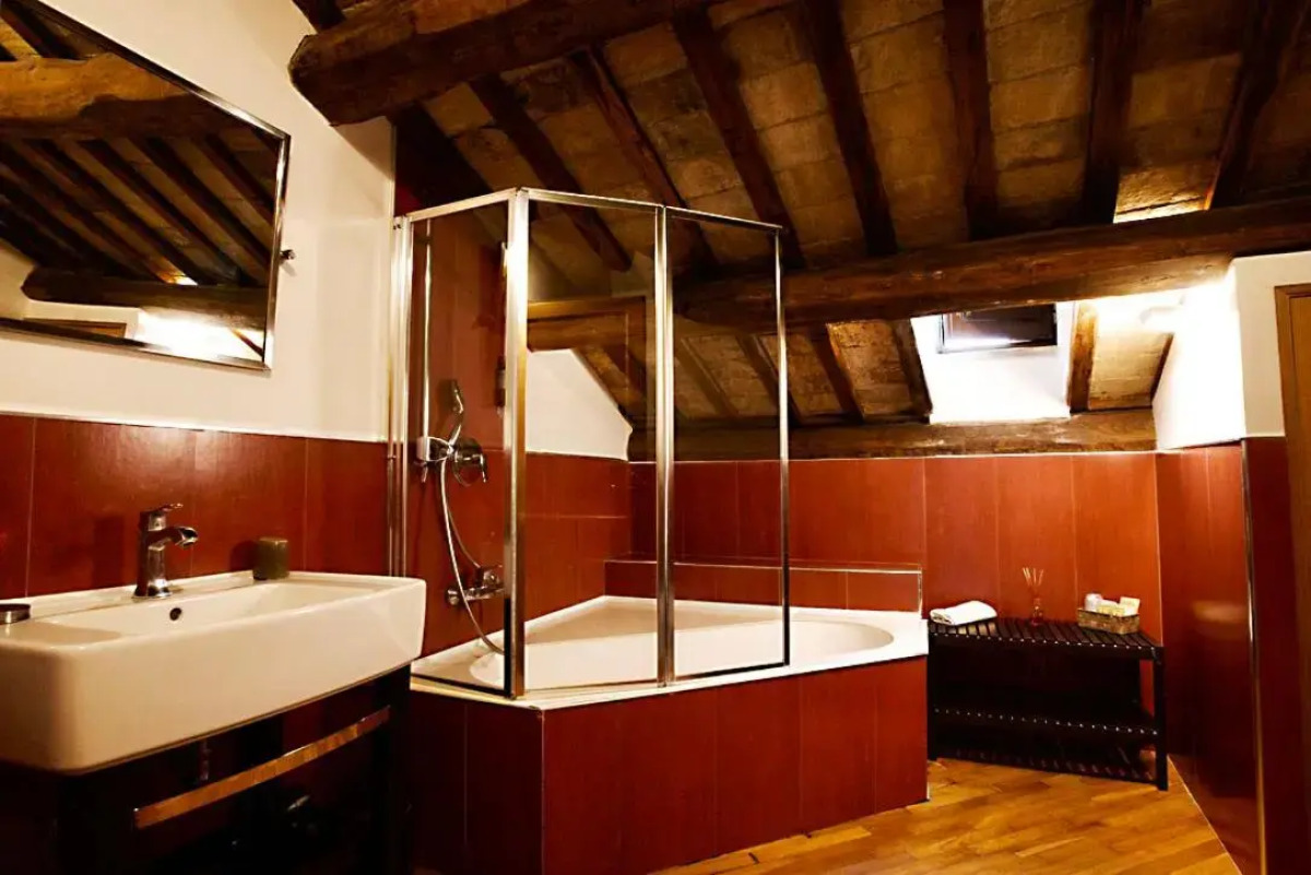 St. Peter' Six Rooms & Suites