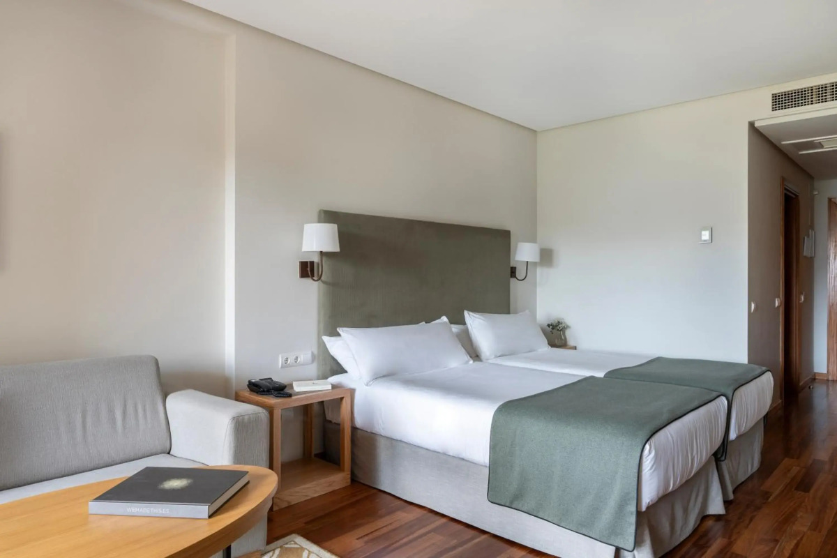 Phi Phi Harbour View Hotel