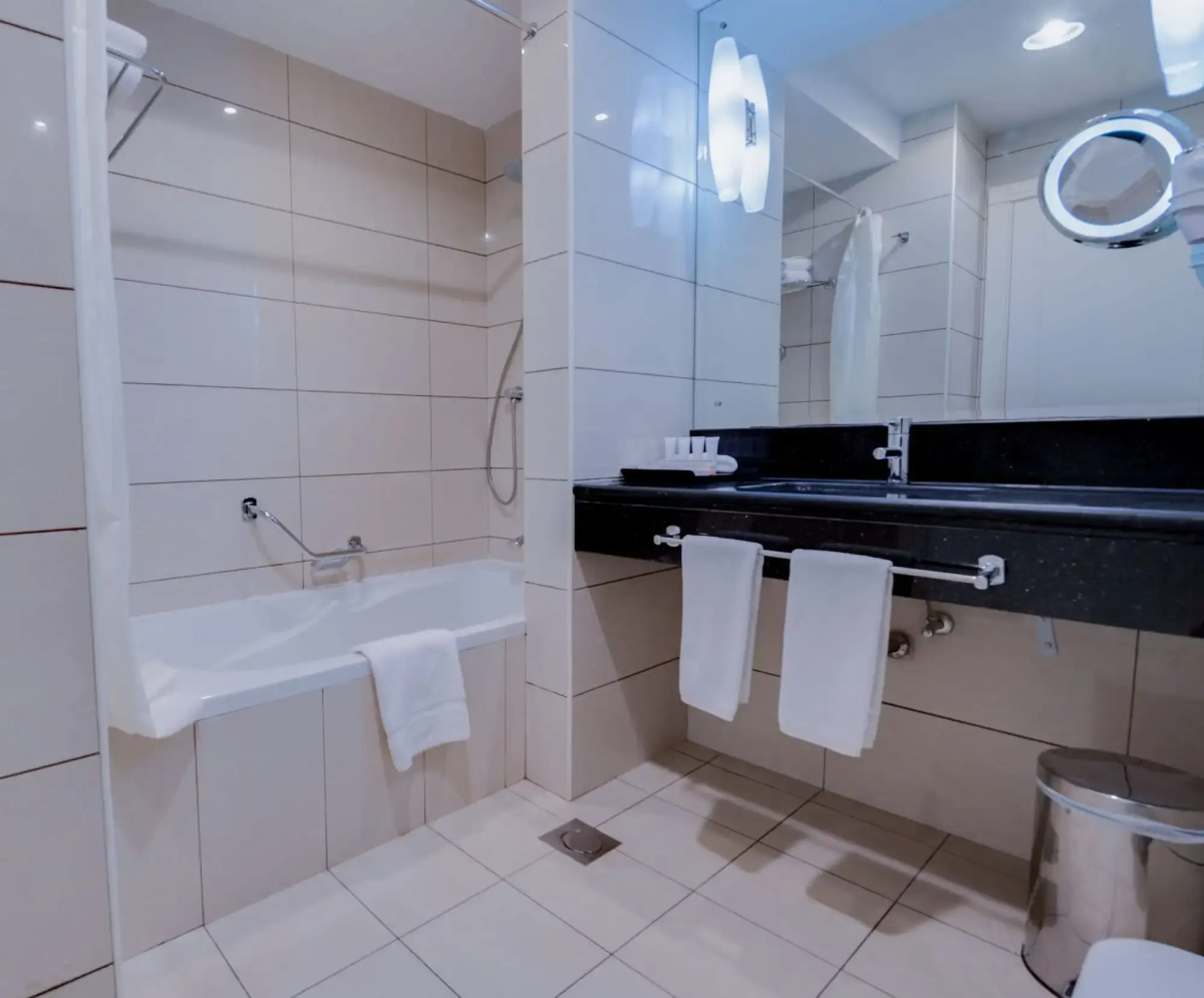 Golden Tulip Downtown Abu Dhabi