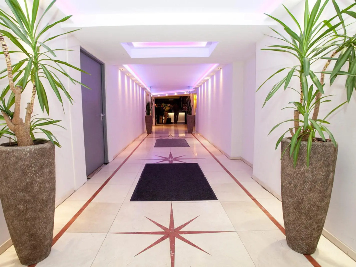 Ayun by Centro Deluxe