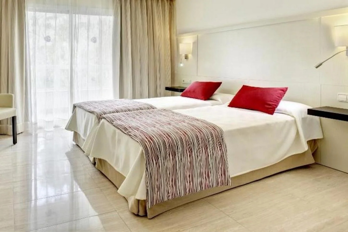 Grupotel Alcudia Suite