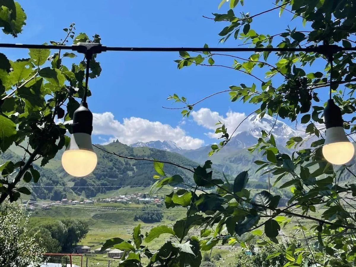 Отель Axien Kazbegi