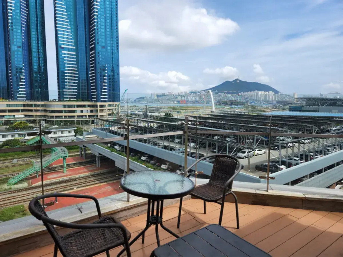 Hound Hotel Busan Station