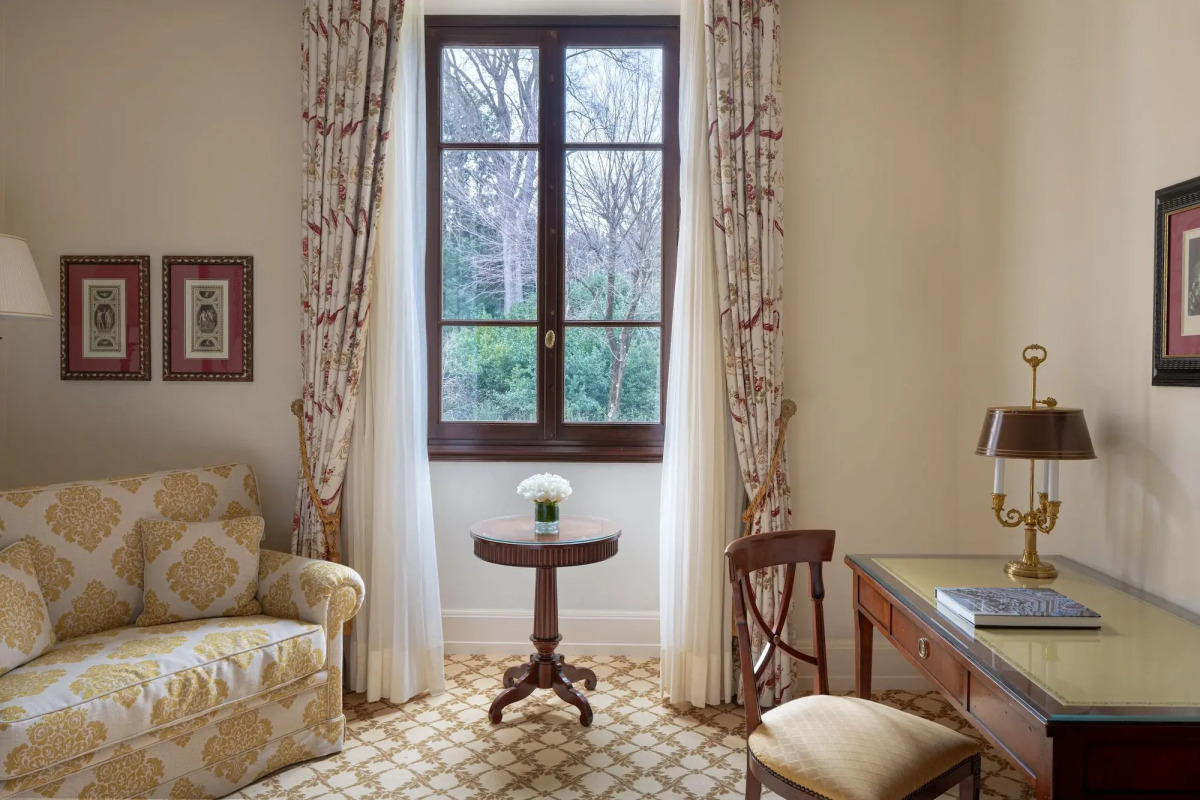 Отель Four Seasons Hotel Firenze