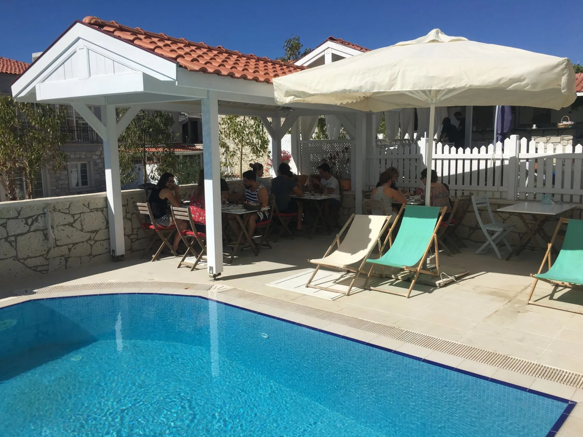 Alacati Eldoris Otel