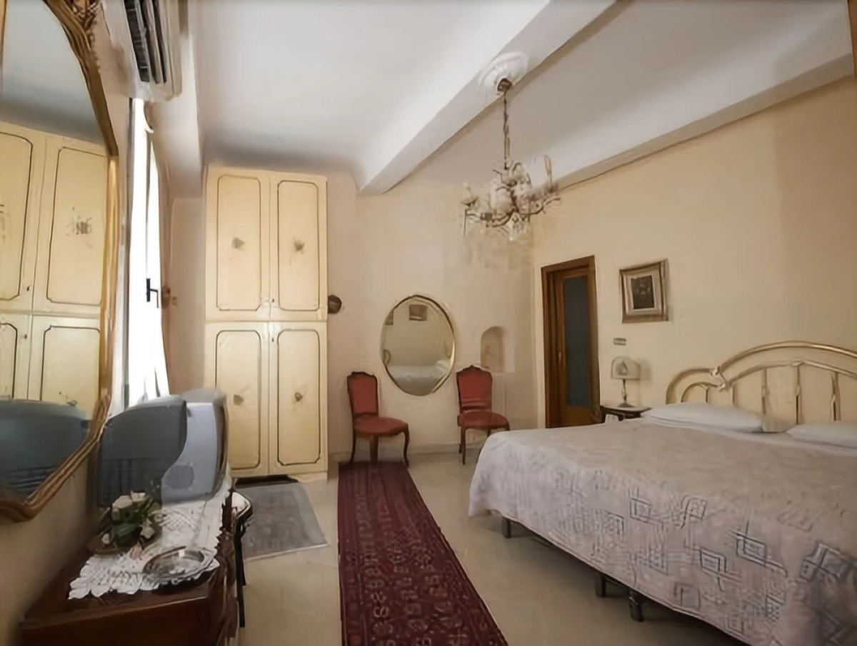 Barbara House - Guest House