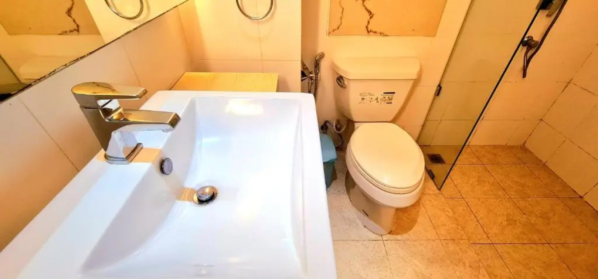 Atlantis Condo Resort by GPS