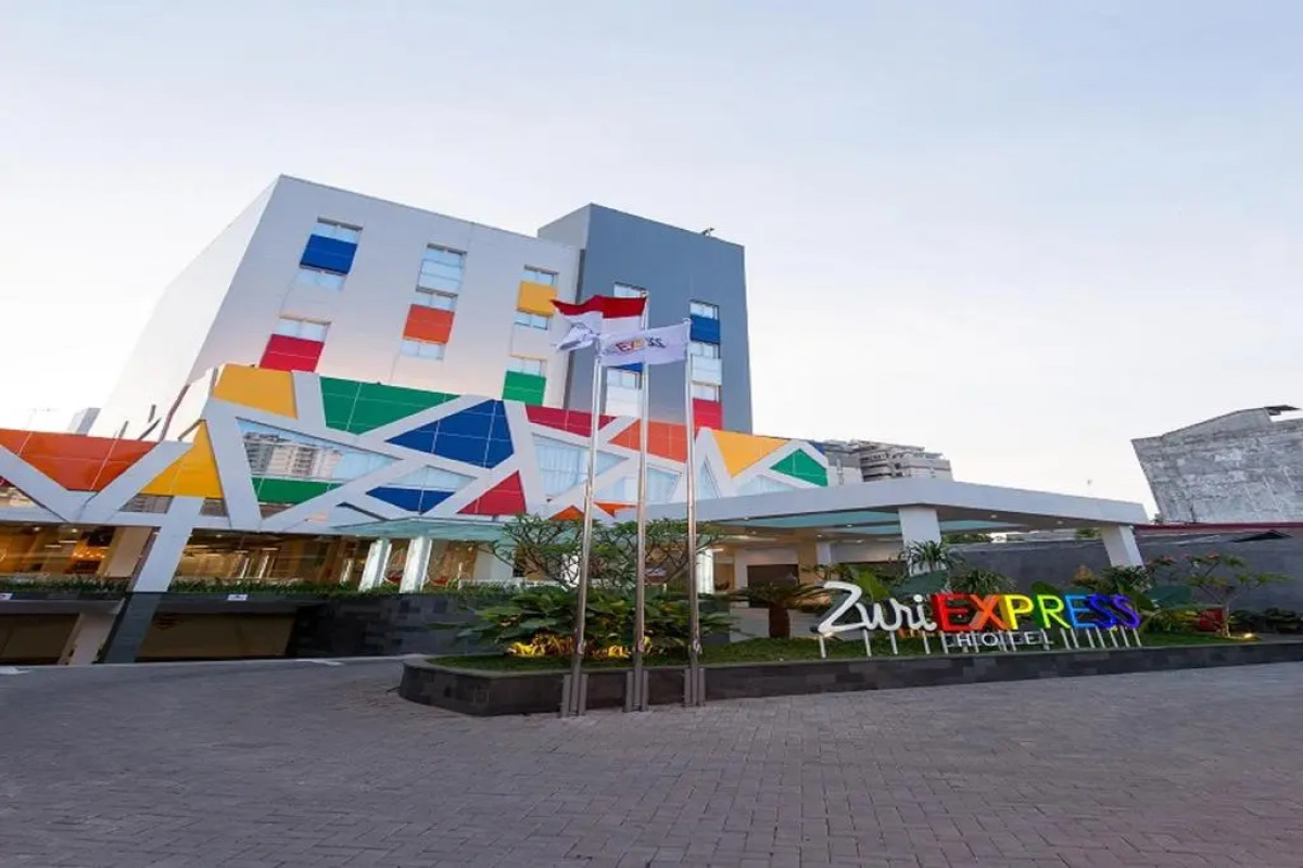 Zuri Express Mangga Dua