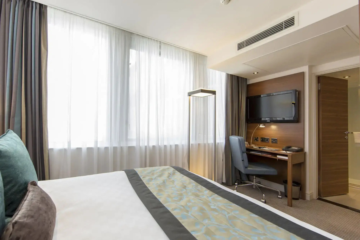 Thistle Trafalgar Square Hotel