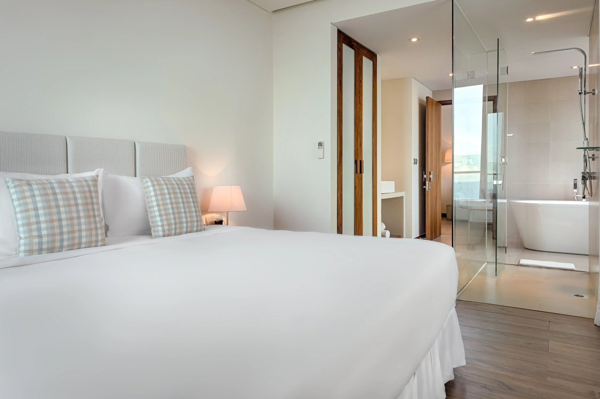 A La Carte Da Nang Beach