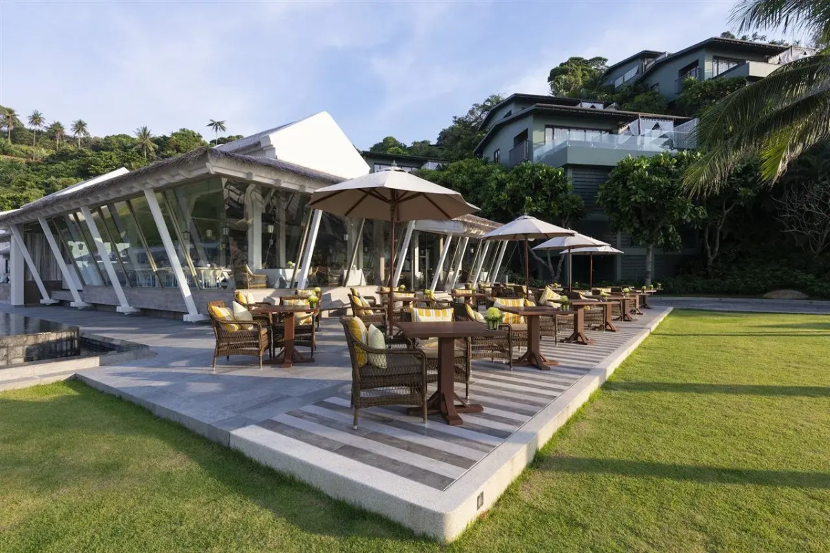 Отель The Shore at Katathani