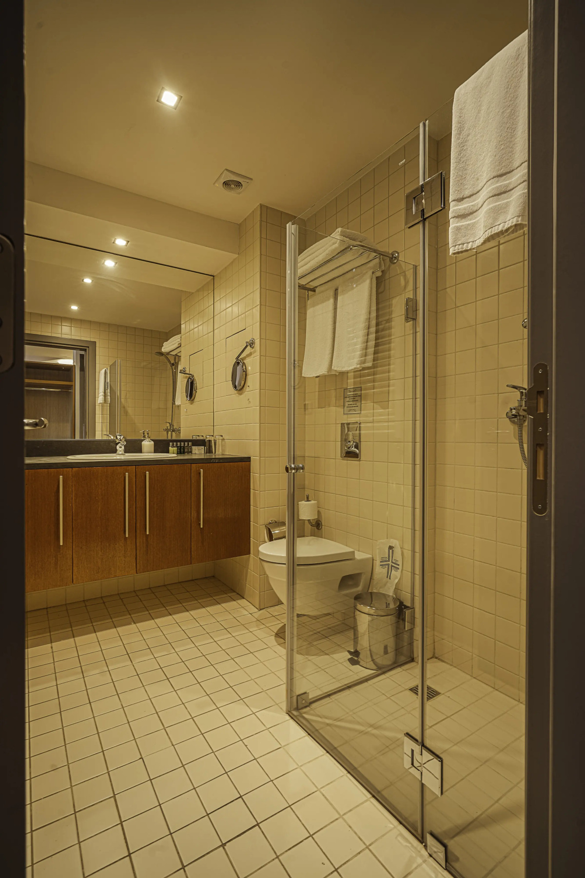 Euphoria Club Hotel & Resort