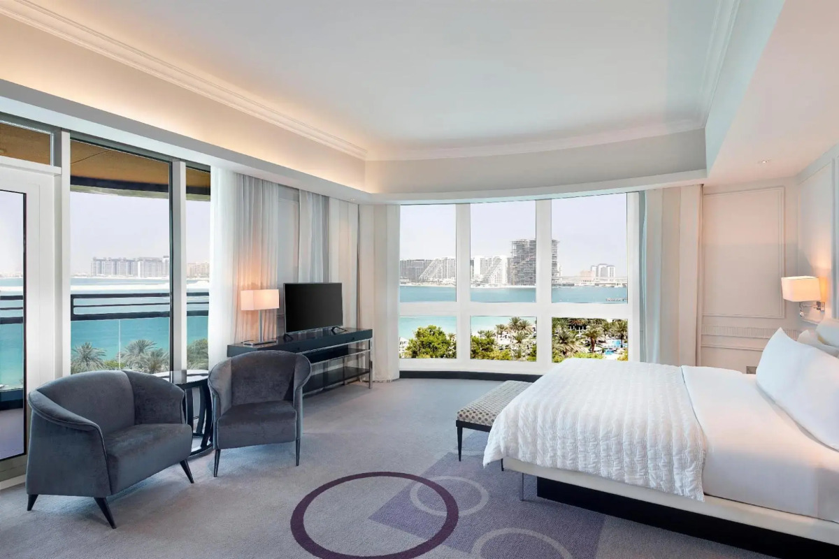 Отель Le Méridien Mina Seyahi Beach Resort & Waterpark