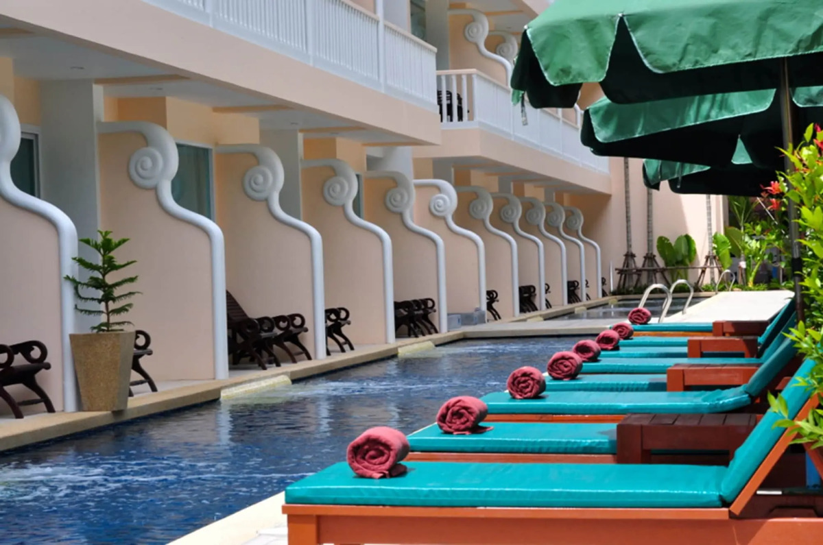 Baan Karonburi Resort