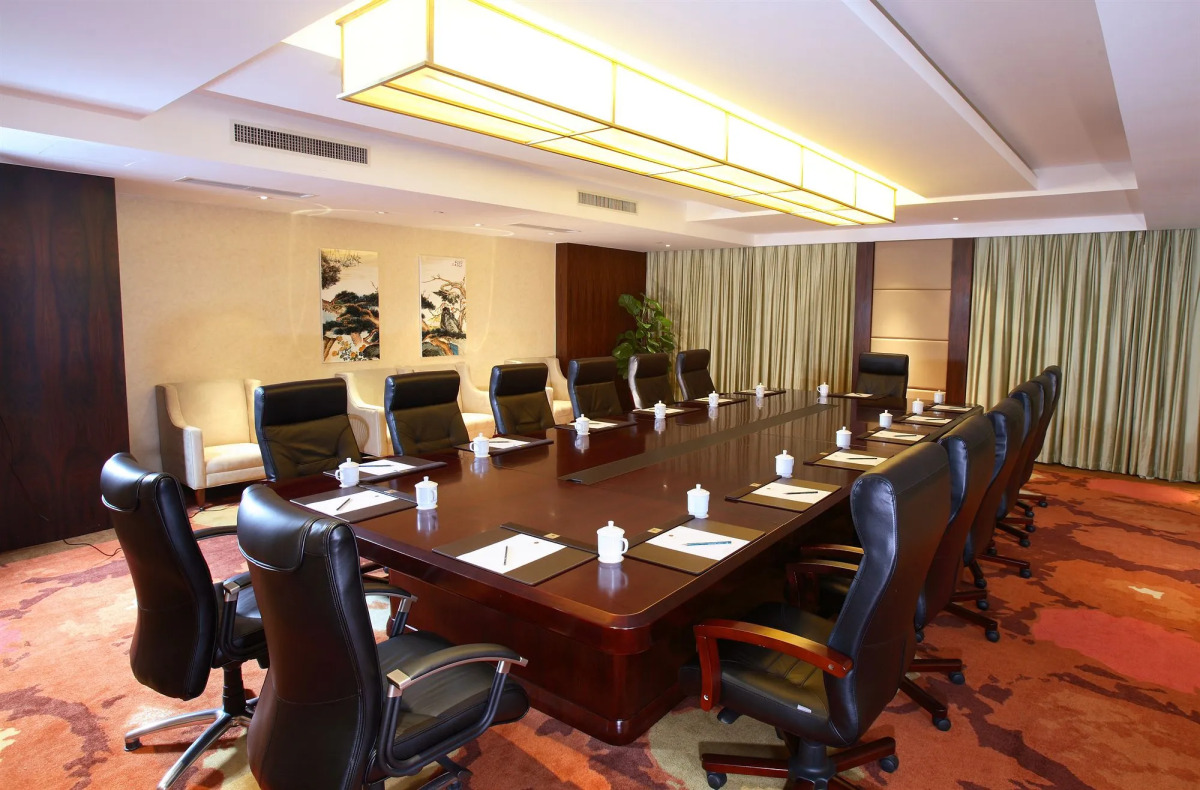 Fuyang International Trade Center Hotel