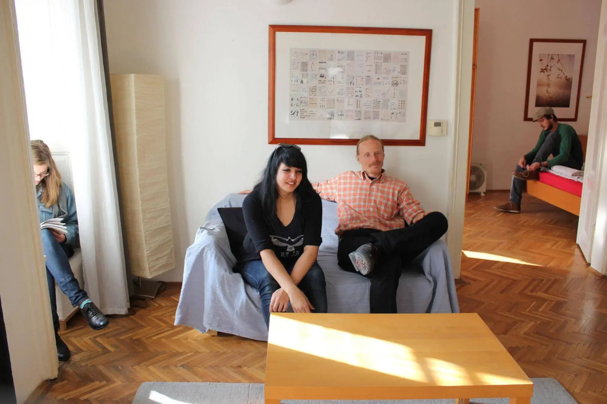 Pal's Hostel & Apartments