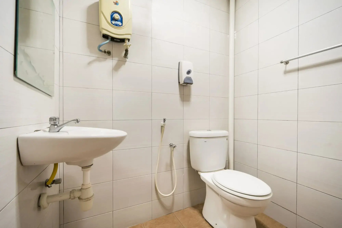 OYO 301 River Inn Hotel