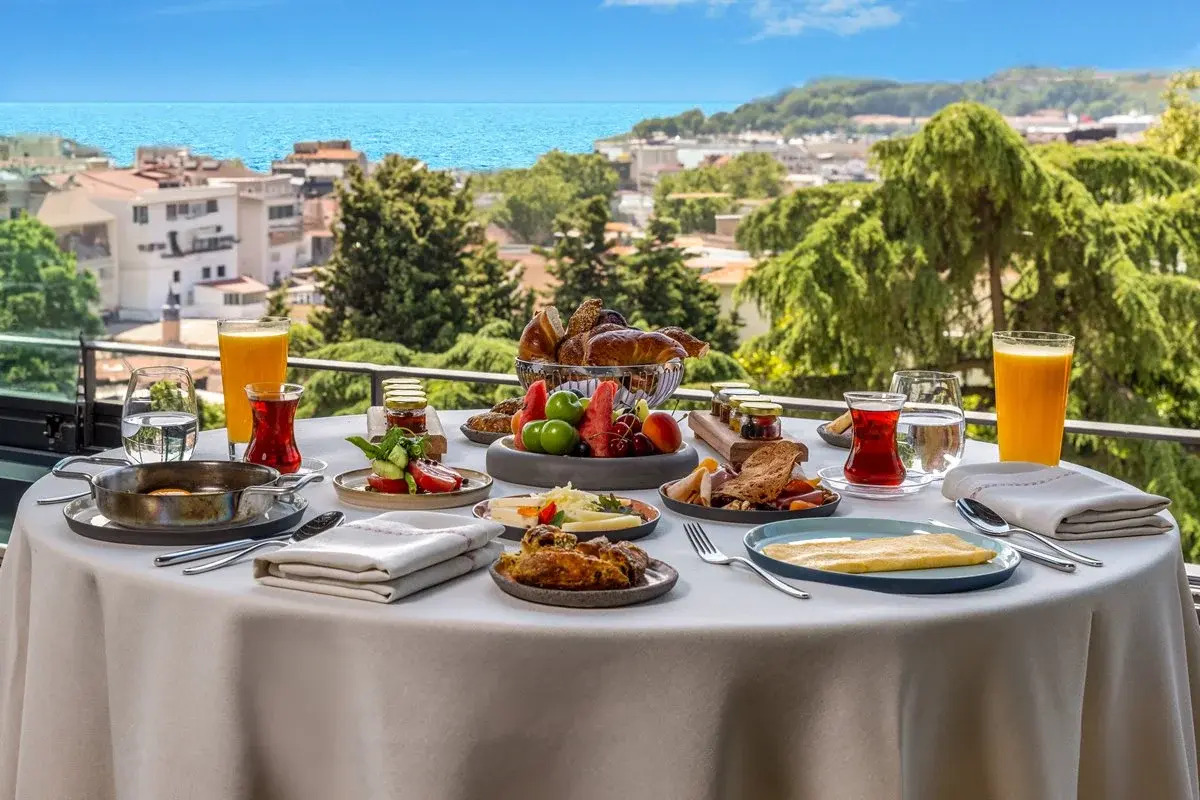 Tomtom Suites - Special Class