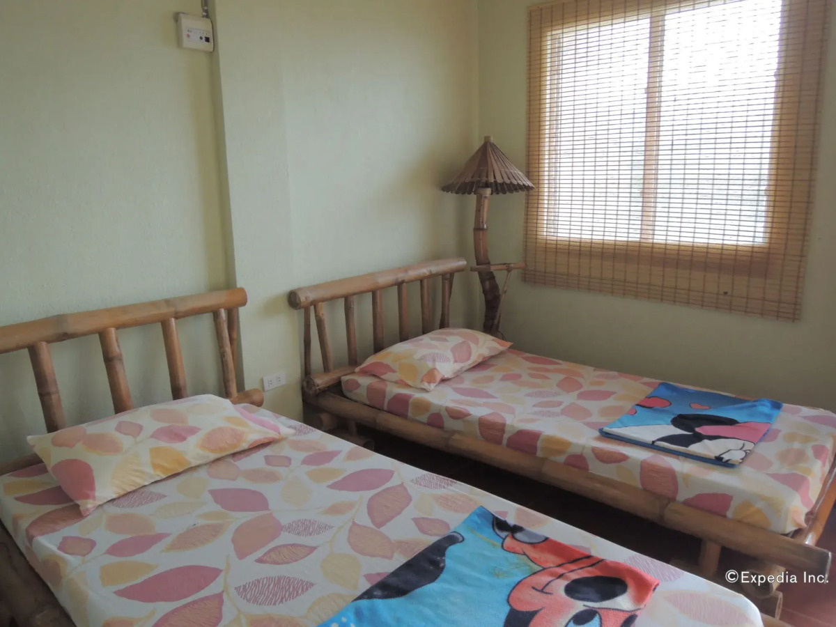 Moalboal Beach Resort