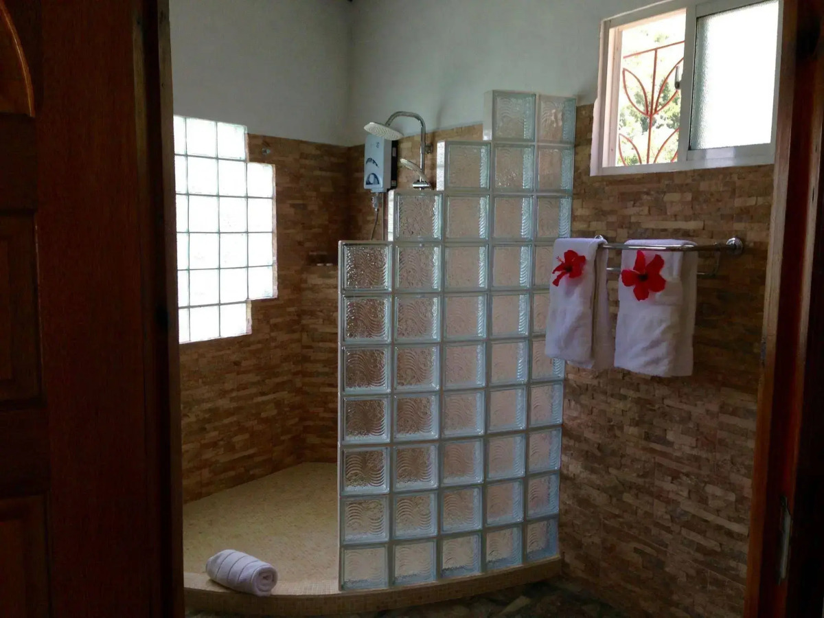 Lazare Picault Hotel