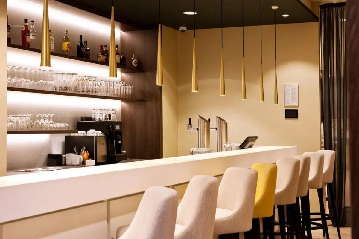 Hampton by Hilton Berlin City East Side Gallery